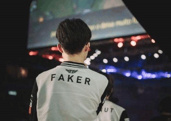 在VALORANT中本地化导致服务器选择问题