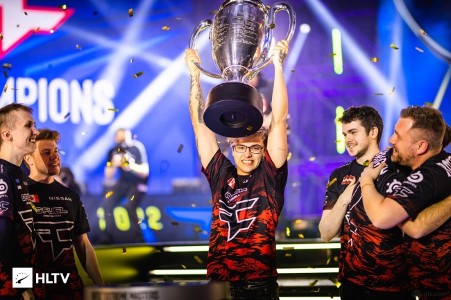 Los Ratones 和 Los Heretics 赢得胜利，晋级 EMEA Masters 2025 夏季四分之一决赛