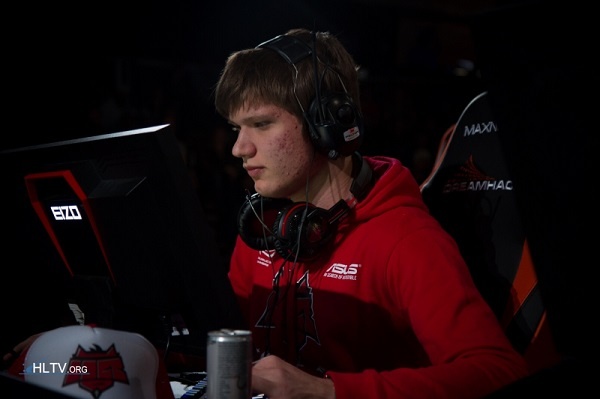 iG官方：韩国打野选手gideon以自由人身份加入